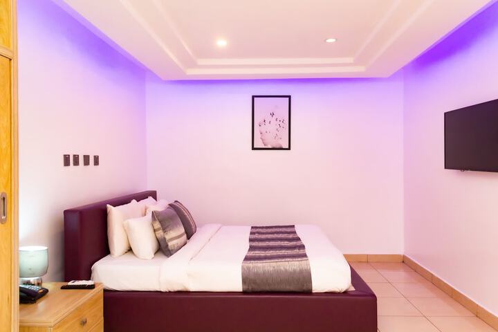 Room 14 of 23