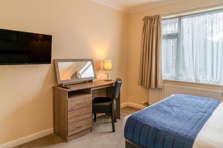 Room 11 of 72