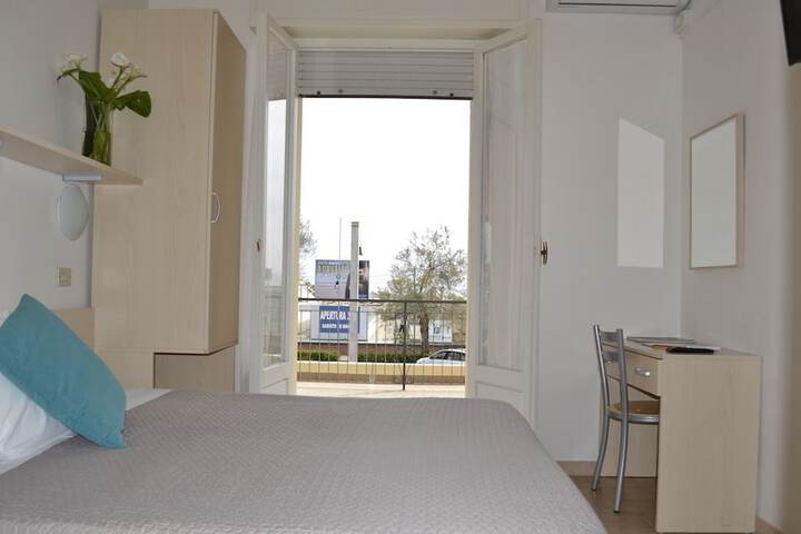 Room 26 of 113