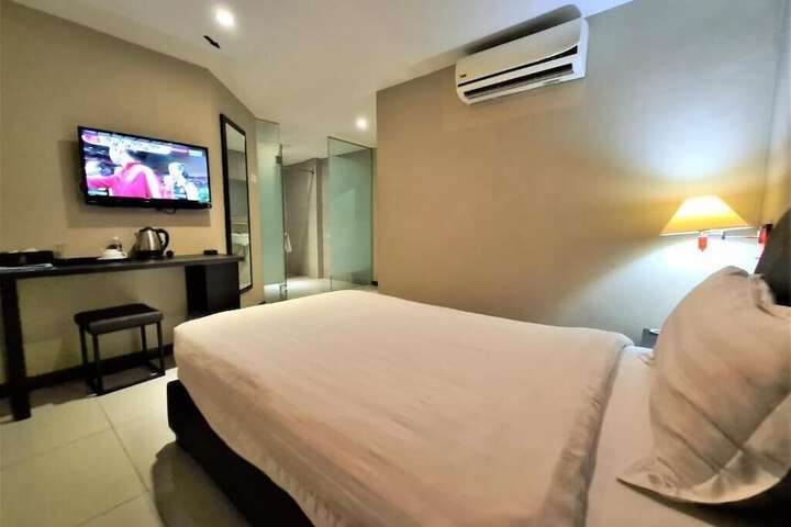 Room 48 of 75