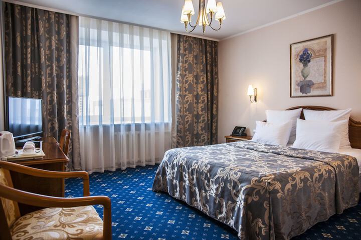 Room 15 of 65