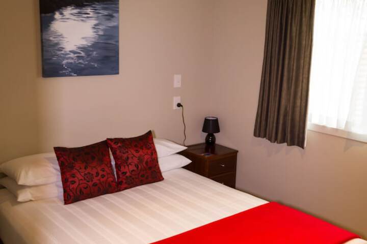 Room 6 of 46