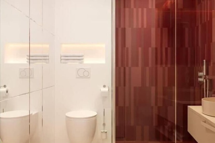 Room 14 of 22