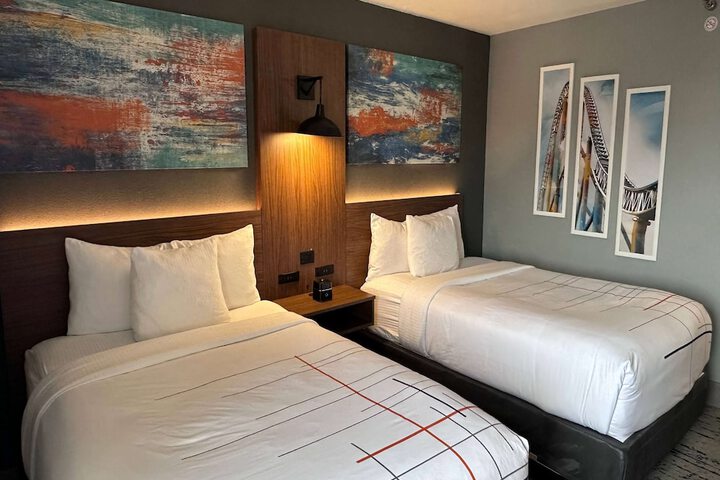 2 Double Beds Deluxe Room Pet Friendly (3 of 9)
