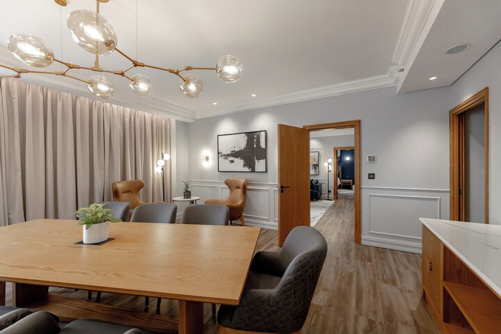 Room 45 of 227