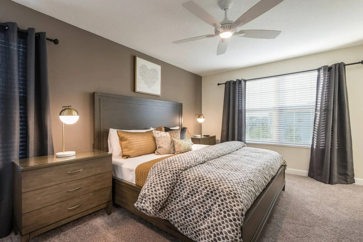 Room 5 of 24