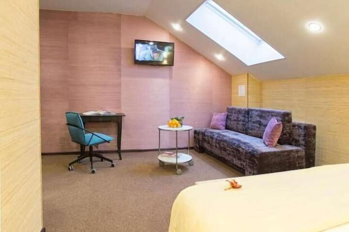 Room 20 of 82