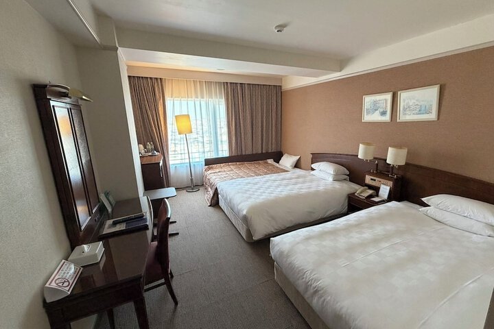Room 25 of 50