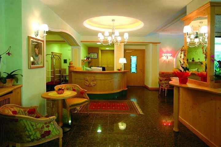 Hotel Interior 2 of 65