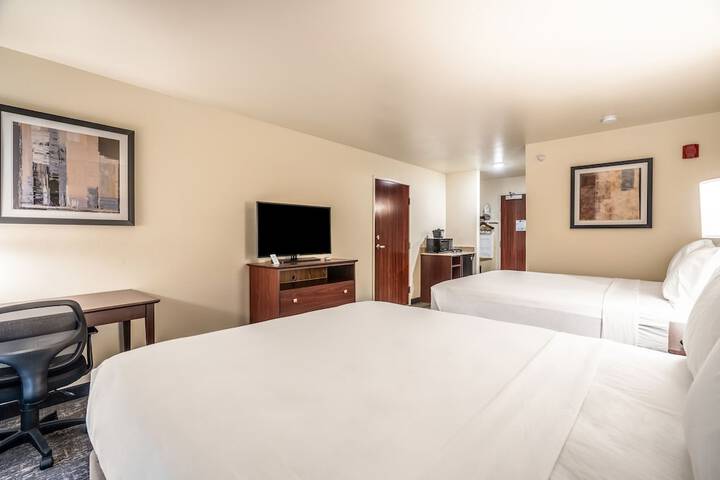 Room 8 of 73