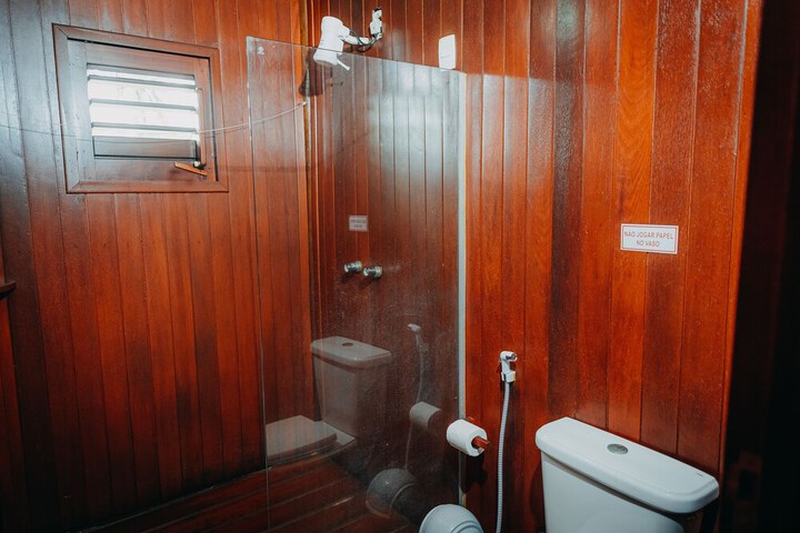 Room 46 of 66