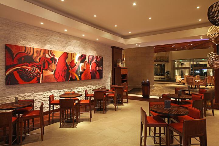 Dining 110 of 164