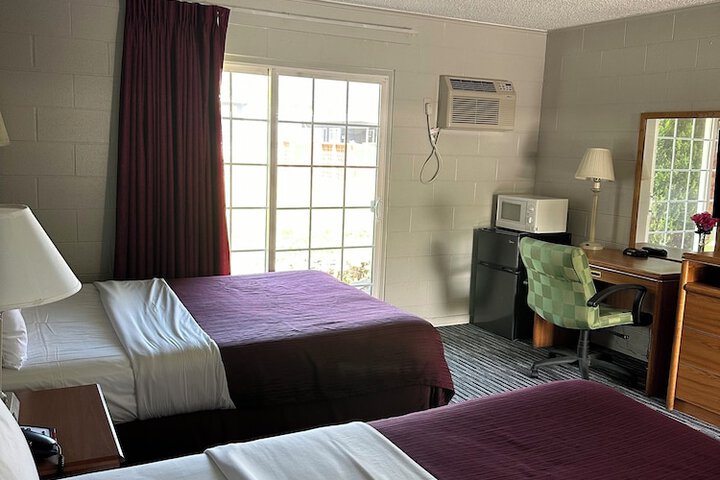 Room 21 of 36