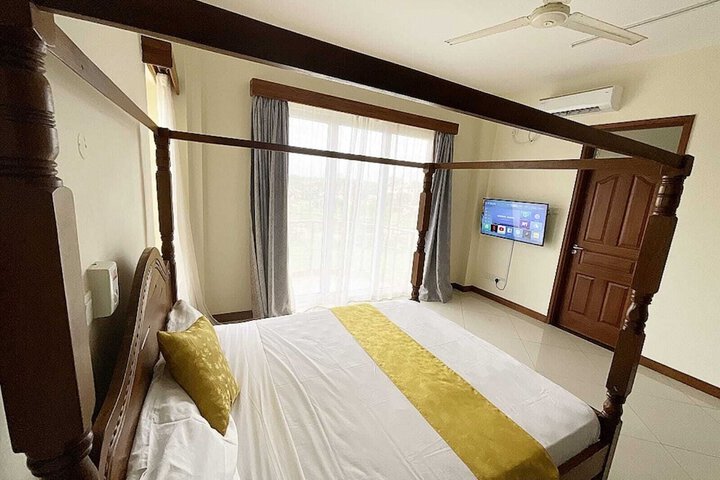 Room 55 of 190