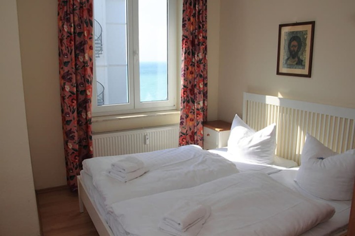 Room 3 of 24