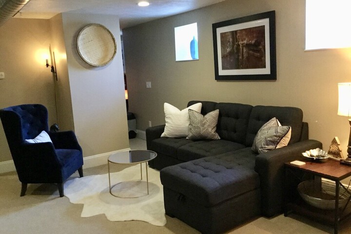 Room 14 of 19
