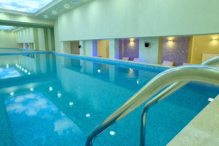Hotel with Pool