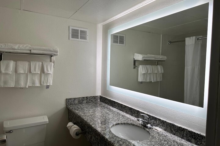 Room 42 of 88