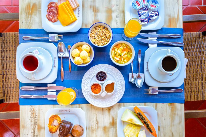 Breakfast/Coffee Service 162 of 252
