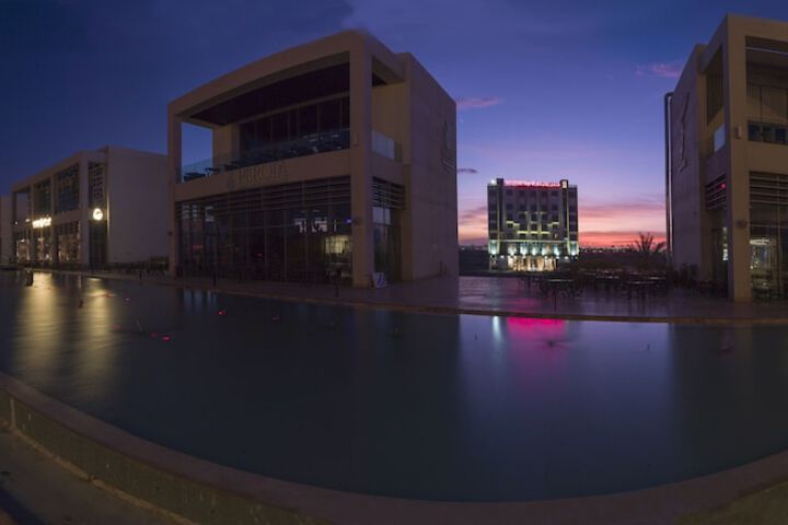 Boulevard hotel