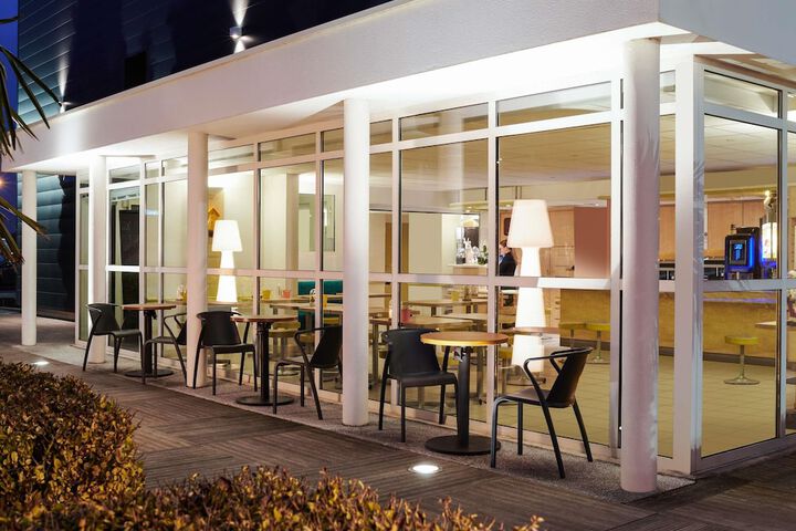 Hotel 59 of 61