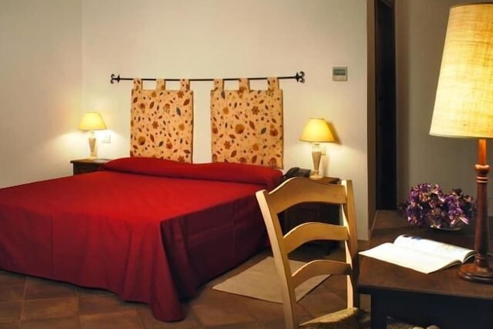 Room 6 of 45