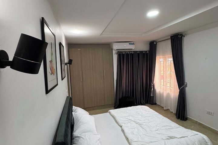Oxygen Hotel