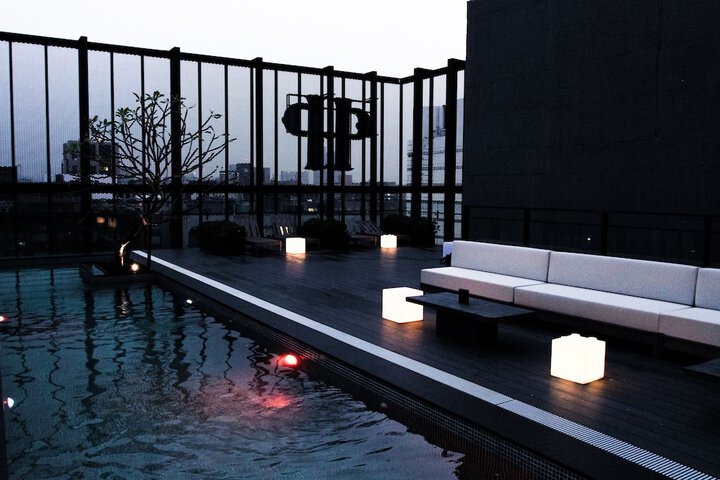 Pool 47 of 70