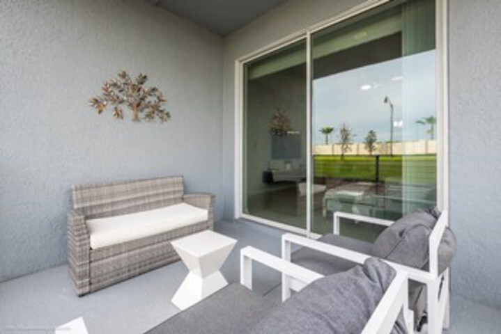 Terrace/Patio 10 of 77