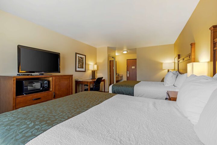 Room 11 of 27