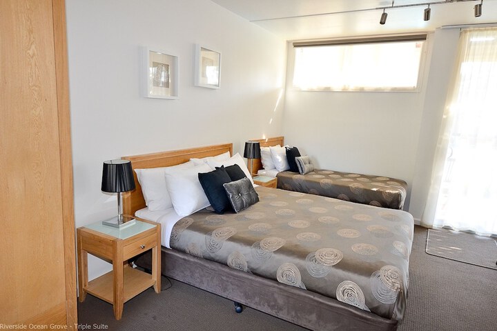 Room 16 of 48