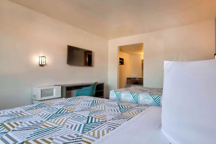 Room 9 of 26