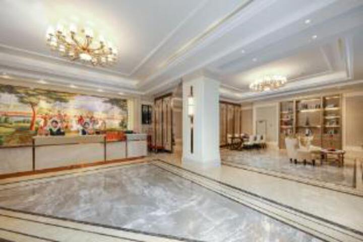 Vienna Hotel (Yuxi Yuanjiang)