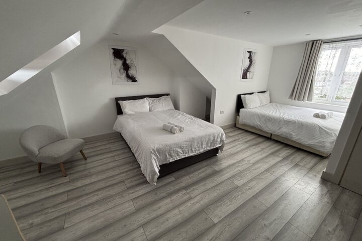 Room 25 of 46