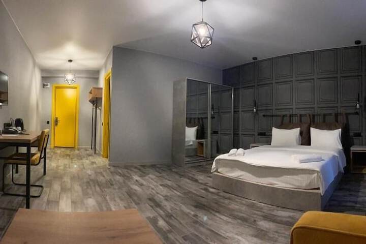 Room 46 of 92