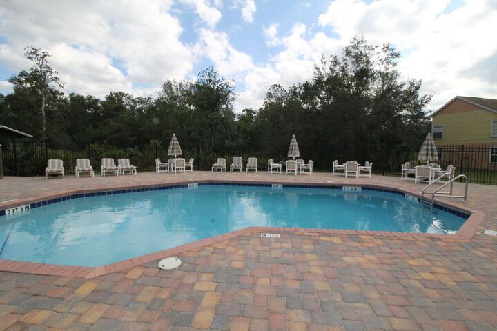 Pool 189 of 195
