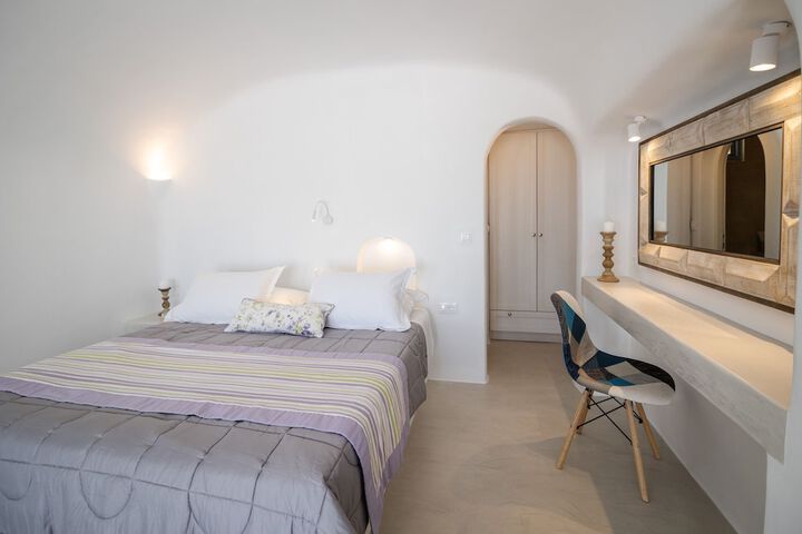 Room 10 of 48