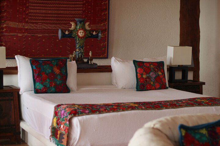 Room 23 of 94