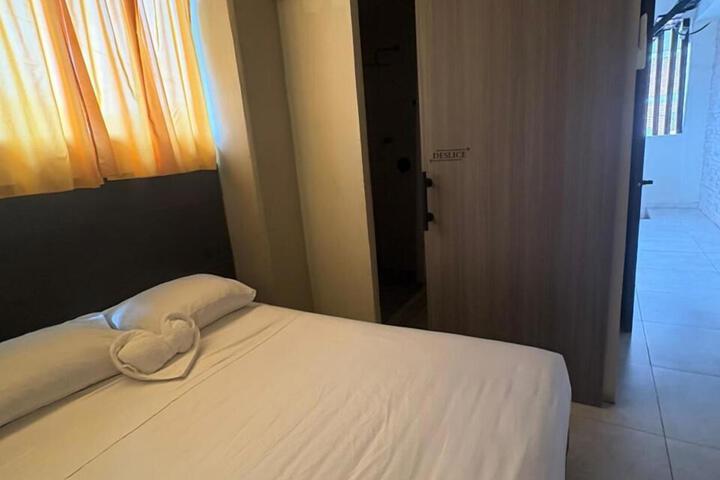 Room 12 of 15