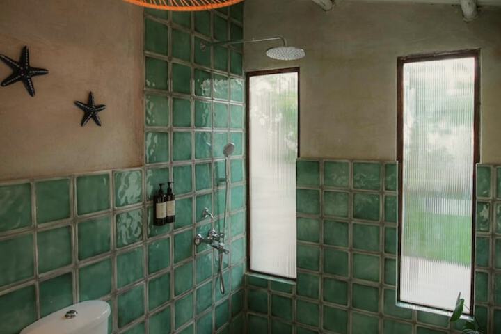 Room 40 of 61