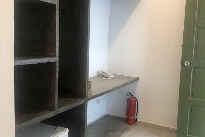Room 29 of 66