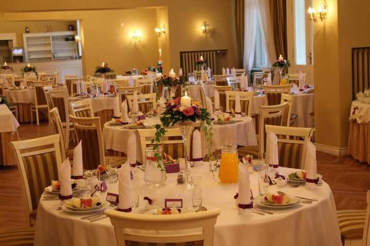 Ballroom/Hall 43 of 51