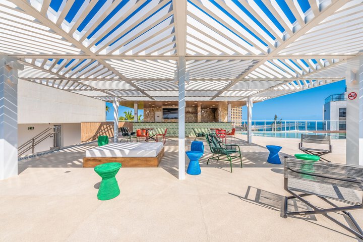 Pool 73 of 84