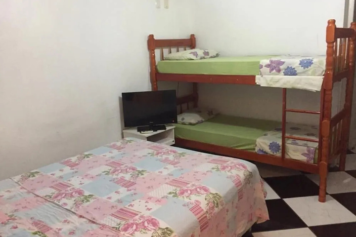 Room 2 of 19