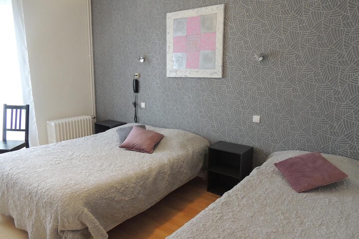 Room 12 of 31