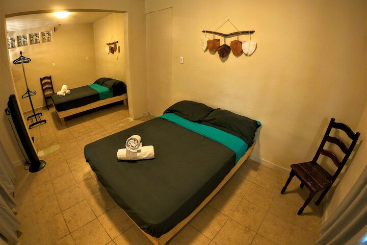Room 14 of 33