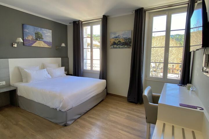 Room 26 of 81