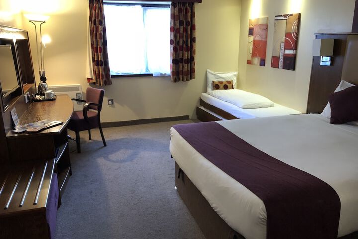Room 11 of 135