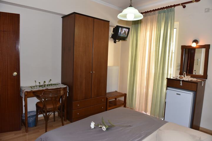 Room 25 of 52