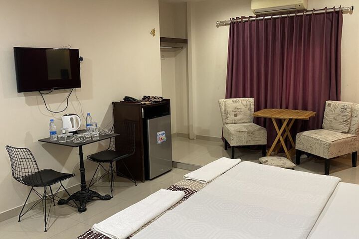 Room 15 of 46